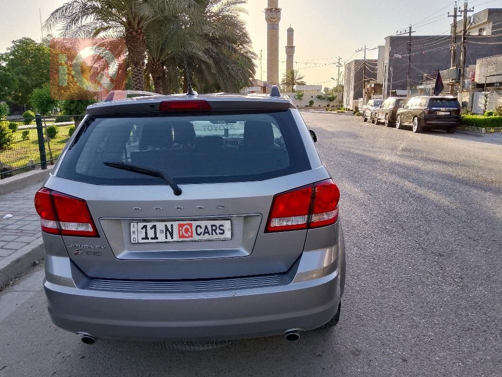 دودج جورني